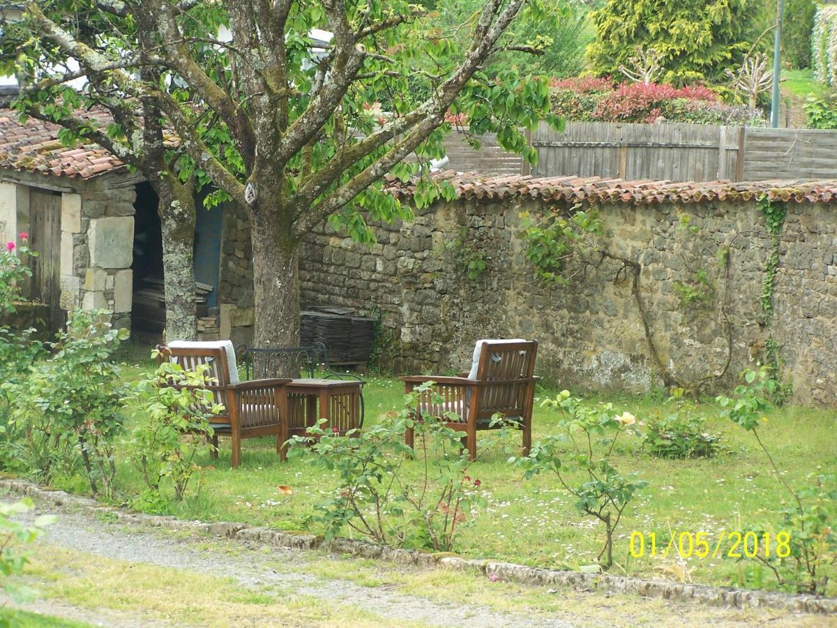 L'Olisa Chambres D'Hotes L'Hermenault Exteriör bild